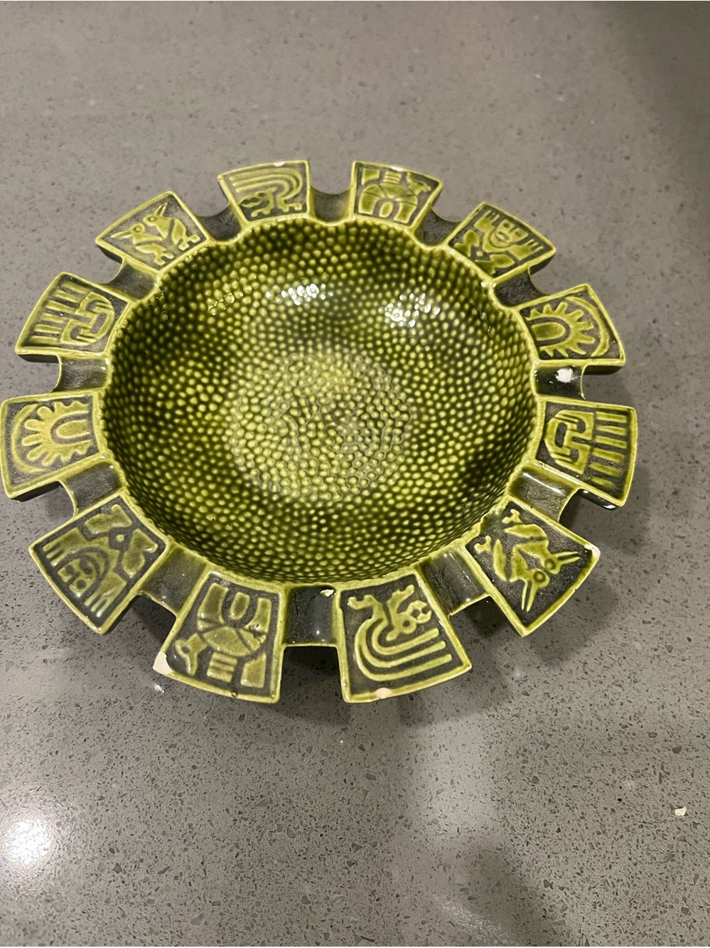 Vintage 1970s Tildon
Ware Canada Ceramic Zodiac
Ashtray - Olive Green Glaze